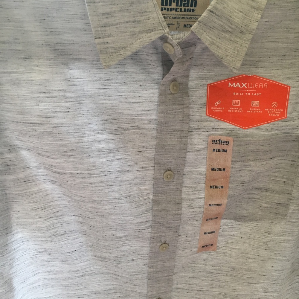 Boys medium Urban Pipeline Dress Shirt